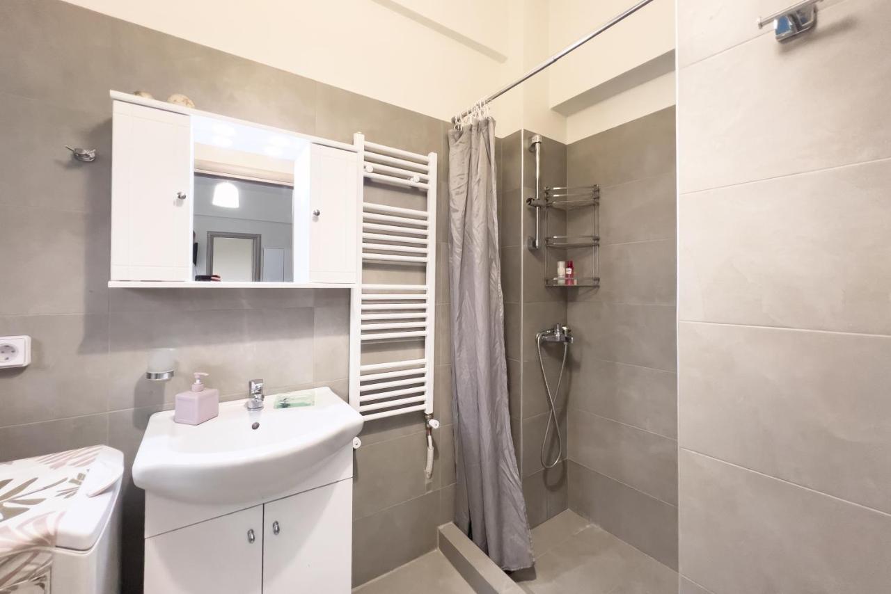 Cozy Cityscape Apartment In Atina Dış mekan fotoğraf