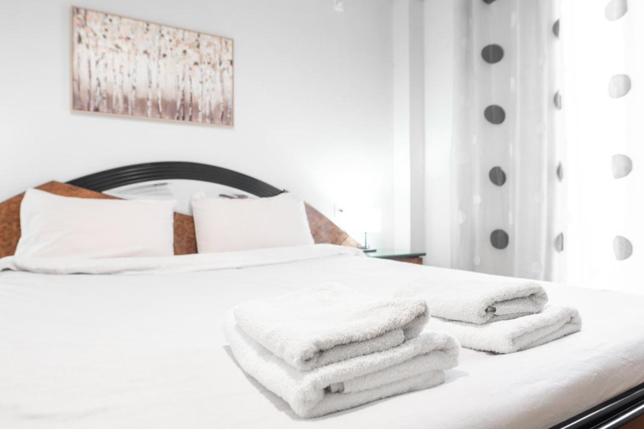 Cozy Cityscape Apartment In Atina Dış mekan fotoğraf
